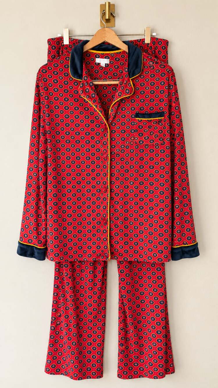 Secret Treasures Pajama Set Red Geo Print XL